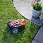LawnMaster OcuMow® AMD18i-800 Plus MX 24V Tondeuse robotisée à recharge automatique avec application – Image 8